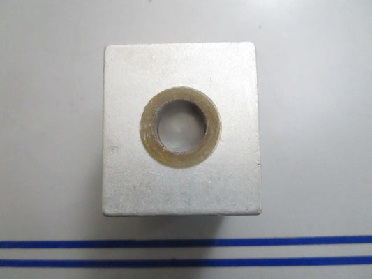 *NEW OEM* 0820 OMC Johnson Evinrude Anchor & Bushing 3853808