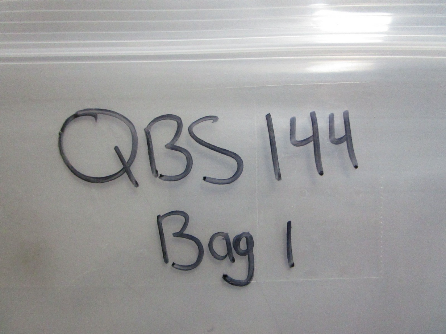 *NEW OEM* 0770 OMC Johnson Evinrude Valve Cover Bolt 3856135 03856135