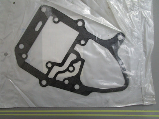 *NEW OEM* 0810 OMC Johnson Evinrude Gasket 330621 0330621