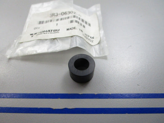 NEW OEM 3R3-06302-0 3R3063020 Tohatsu Rubber Mount 0810