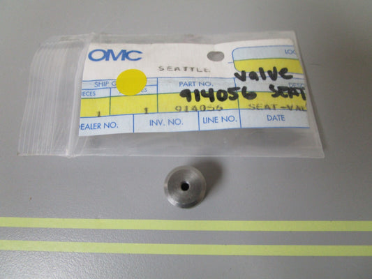 *NEW OEM* 0810 OMC Johnson Evinrude Valve Seat 914056 0914056