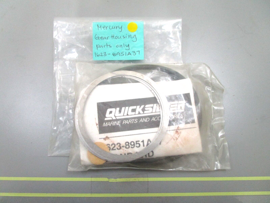 *NEW OEM* 0750 Mercury Quicksilver GEAR HOUSING (Parts only) 1623-8951A37