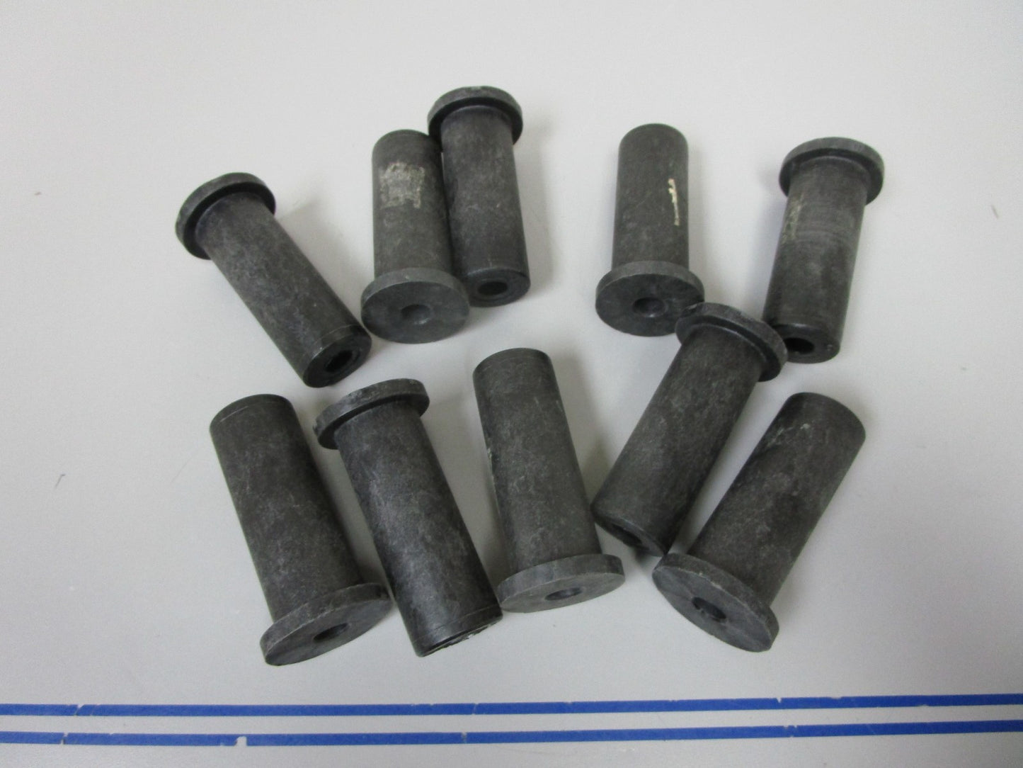 *NEW OEM* (LOT OF 10) 0720 OMC Johnson Evinrude Tilt Shaft Bushing 329530
