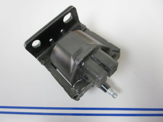 *NEW OEM* 0720 OMC Johnson Evinrude 302 181 CID 1990- 1993 3.0L Ignition Coil