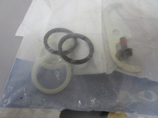 *NEW OEM* 0810 Volvo Penta Retainer 860833