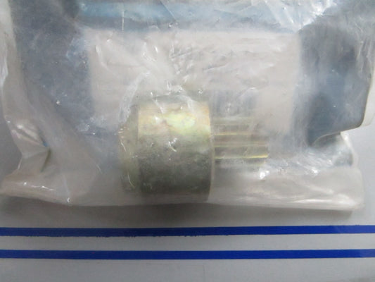 *NEW OEM* 0810 Mercury Quicksilver Pinion Nut 11-MAF39801