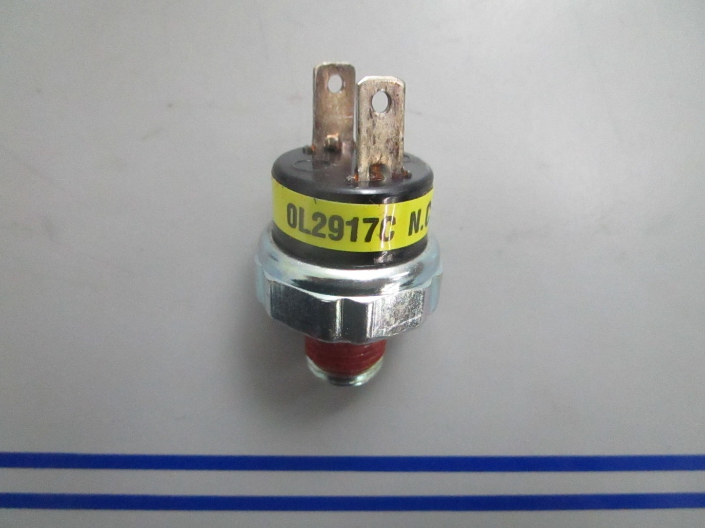*NEW OEM* 0820 Generac 10PSI Low Oil Pressure Switch 0L2917C