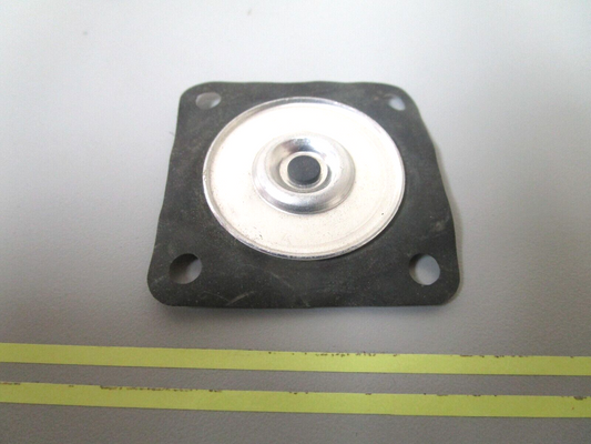 *NEW OEM* 0750 OMC Johnson Evinrude DIAPHRAGM & PLATE 376881 0376881