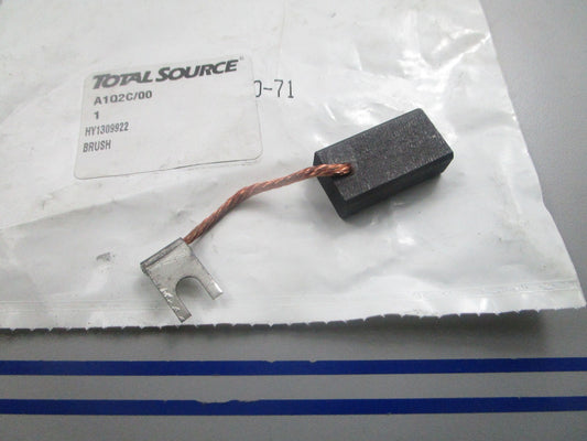 NEW Total Source HY1309922 For: Hyster Brush 0810