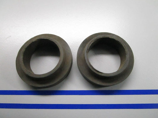 *NEW OEM* (LOT OF 2) 0810 OMC Johnson Evinrude Grommet 305760 0305760