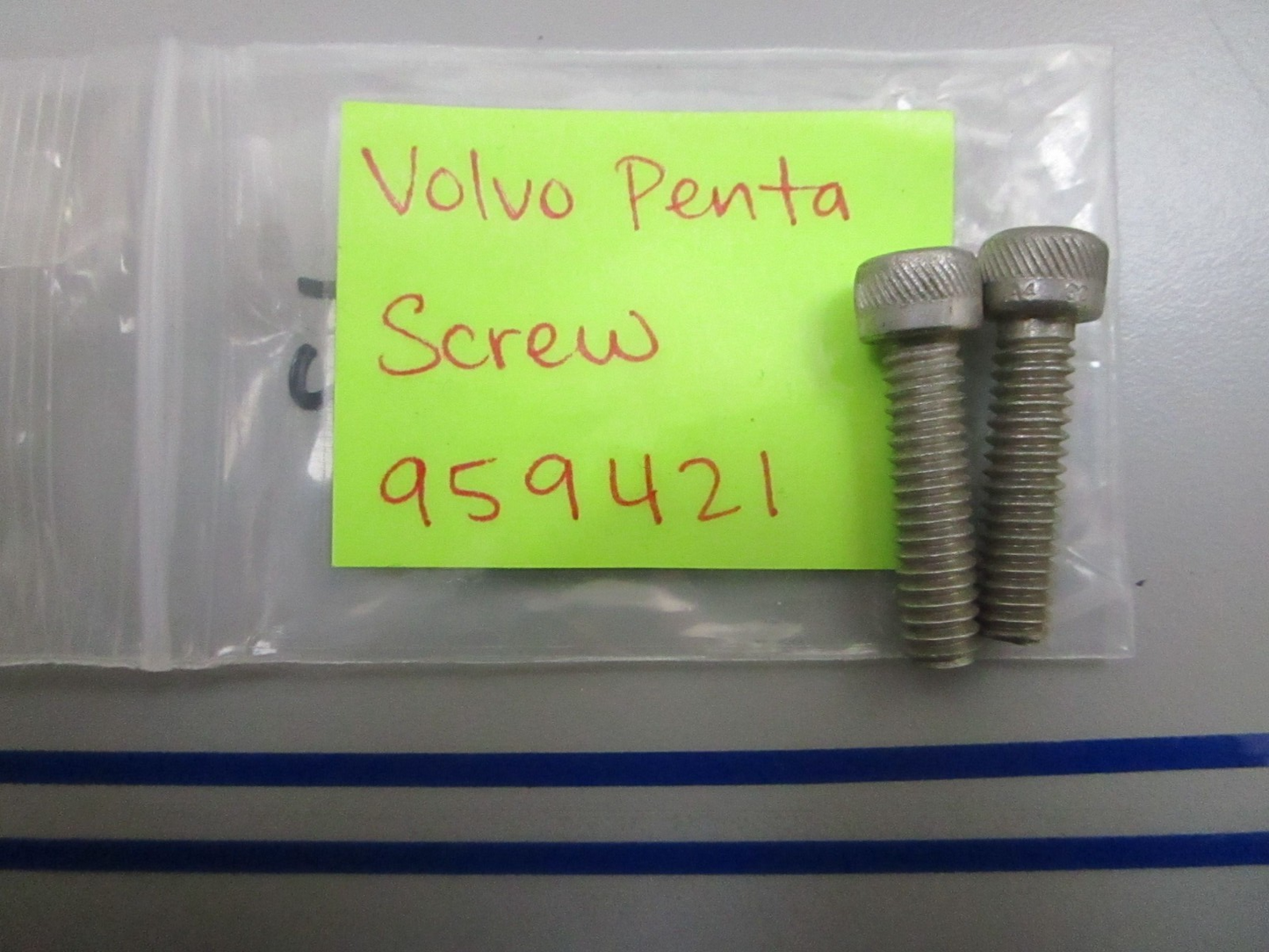 *NEW OEM* (LOT OF 2) 0770 Volvo Penta Screw 959421