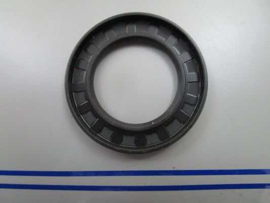 *NEW OEM* 0810 Volvo Penta Seal Ring 942615