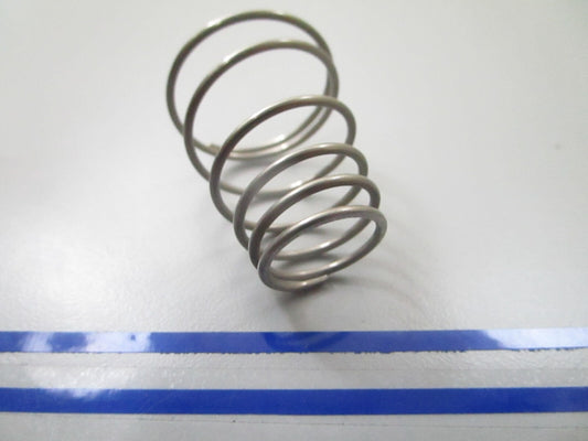 *NEW OEM* 0810 OMC Johnson Evinrude Spring 343020 0343020