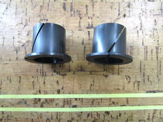 *NEW OEM* (LOT OF 2) 0750 Volvo Penta BUSHING 3853423