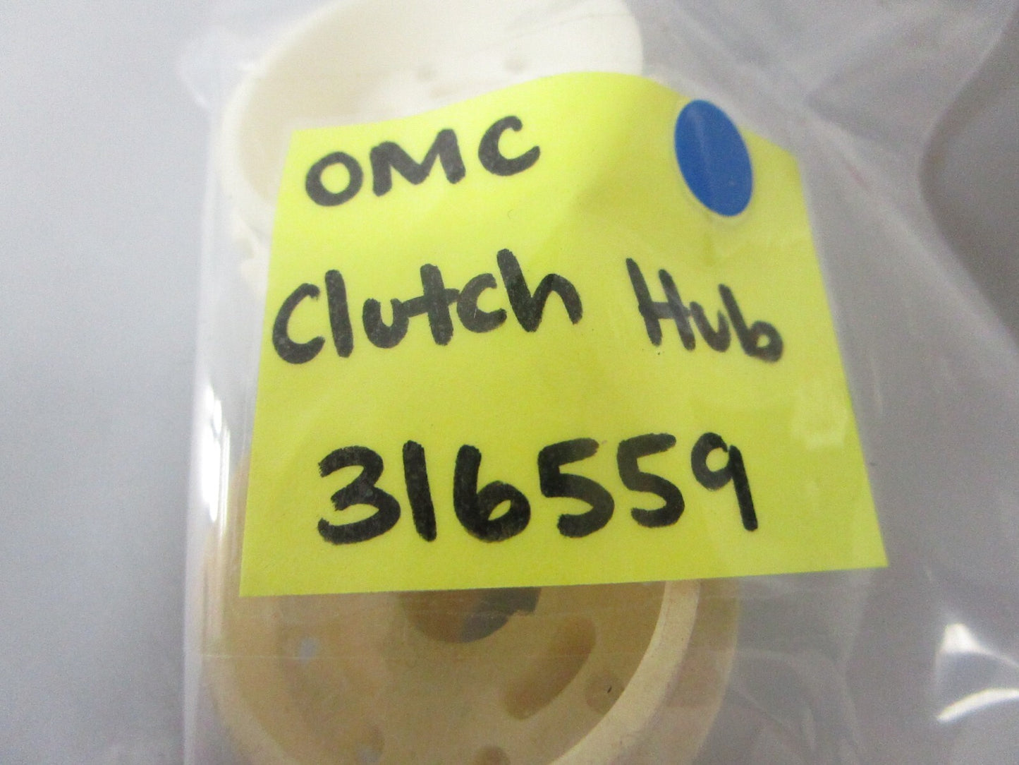 *NEW OEM* 0810 OMC Johnson Evinrude Clutch Hub 316559 0316559
