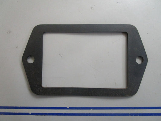 *NEW OEM* 0810 Volvo Penta Gasket 831129