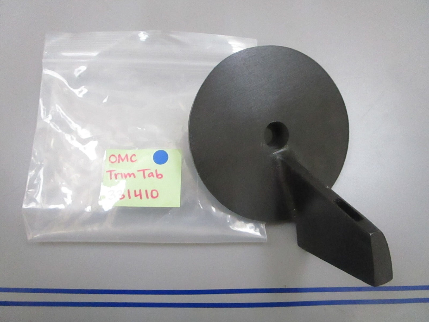 *NEW OEM* 0810 OMC Johnson Evinrude Trim Tab 331410 0331410
