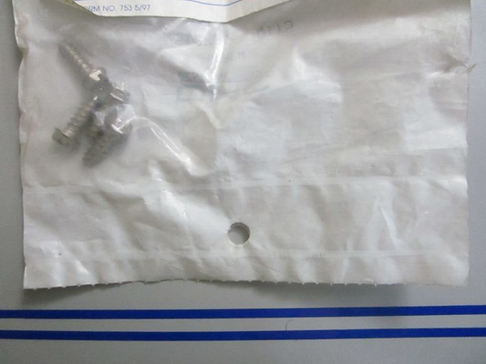 *NEW OEM* (LOT OF 4) 0770 OMC Johnson Evinrude Screw 512731 0512731