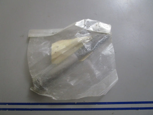 *NEW OEM* 0810 Yamaha Bolt 90101-12M65-00