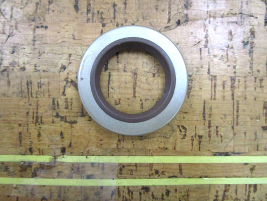 *NEW OEM* 0750 OMC Johnson Evinrude SEAL, OIL 764337 0764337