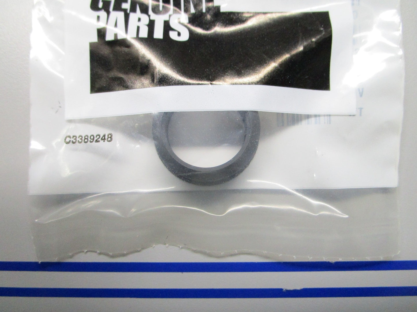 *NEW OEM* 0810 Cummins Grommet 3678762