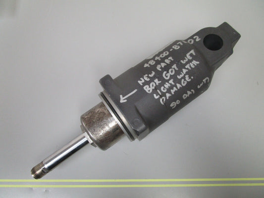 *NEW OEM* *6 MONTH WARRANTY* 0720 Suzuki 70 80 90 hp Manifold Ay 48400-87L02