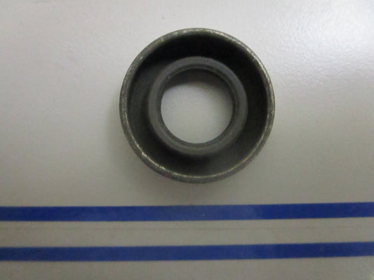 *NEW OEM* 0810 OMC Johnson Evinrude Seal 303345 0303345