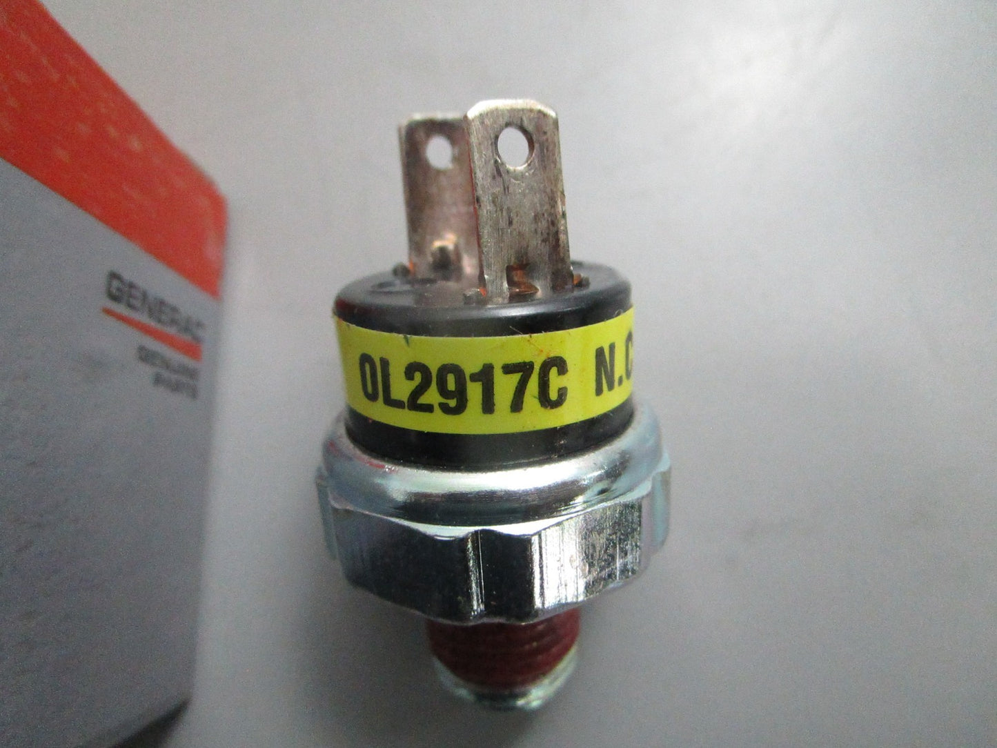 *NEW OEM* 0820 Generac 10PSI Low Oil Pressure Switch 0L2917C