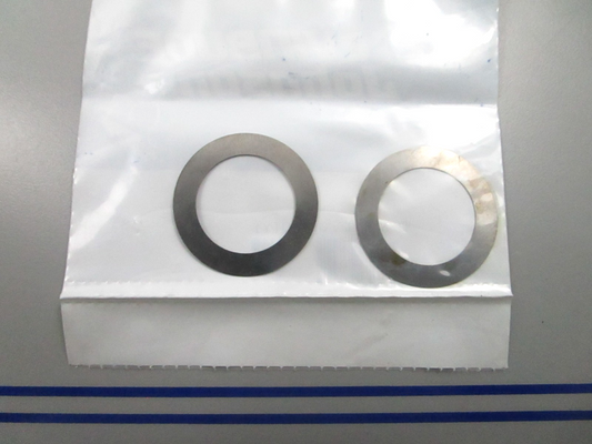 *NEW OEM* (LOT OF 2) 0810 OMC Johnson Evinrude Shim 313220 0313220