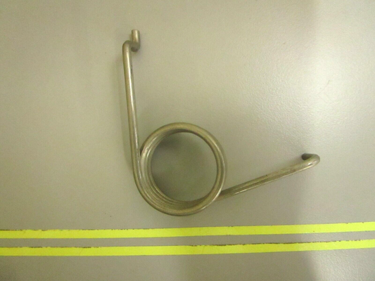 *NEW OEM* 0750 OMC Johnson Evinruide SPRING 325528 0325528