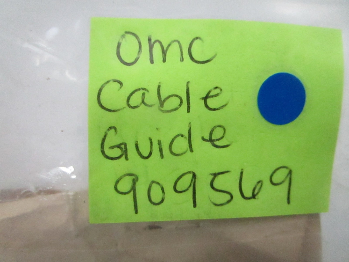 *NEW OEM* 0810 OMC Johnson Evinrude Cable Guide 909569 0909569