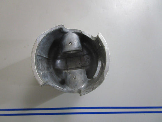 *NEW OEM* 0810 Suzuki Piston 12110-93302-025