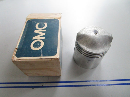 *NEW OEM* 0720 OMC Johnson Evinrude Piston Ay 378285 0378285