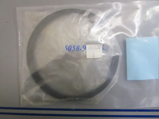 *NEW OEM* 0810 OMC Johnson Evinrude Retaining Ring 3853301