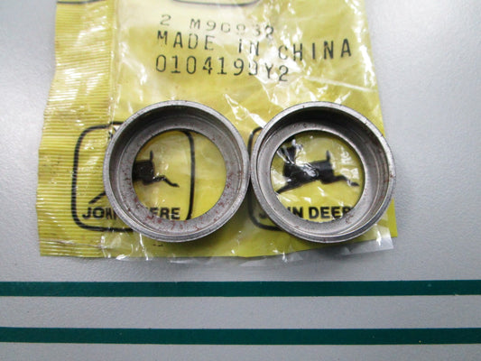 NEW OEM (LOT OF 2) M90982 John Deere Retainer Cap 0810