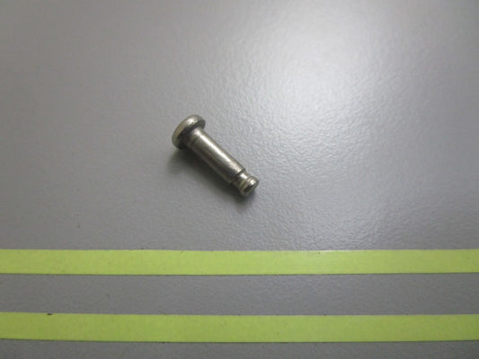 *NEW OEM* 0810 OMC Johnson Evinrude Clevis Pin 322340 0322340