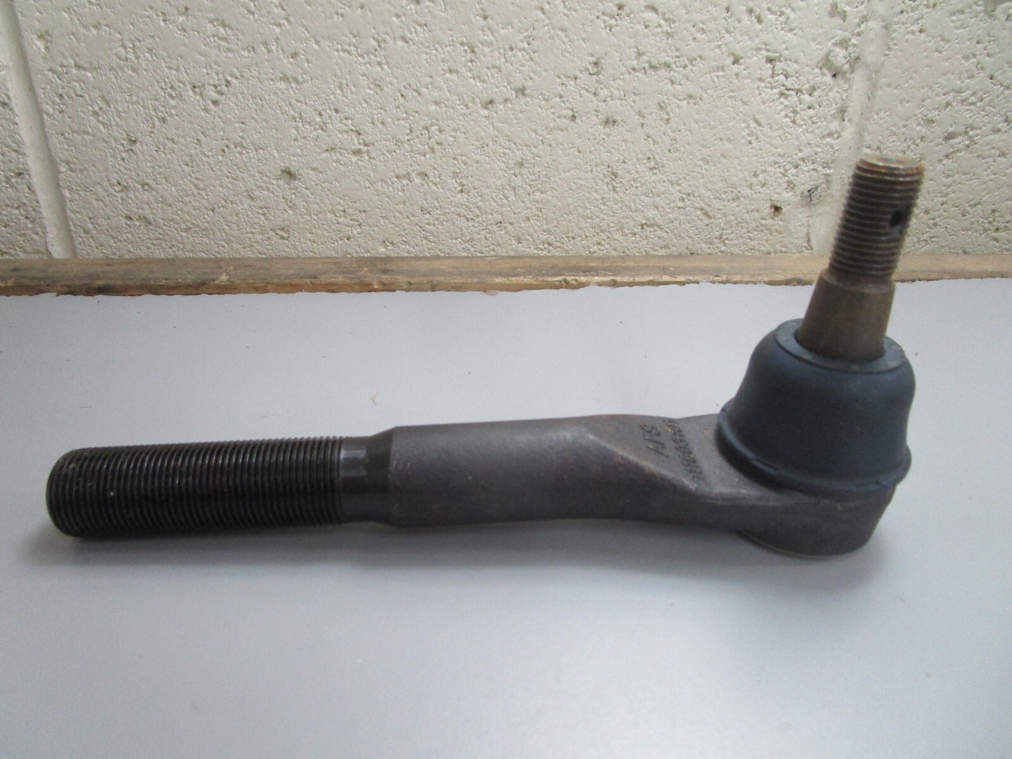 *NEW* 0820 NAPA Tie Rod End 269-3082