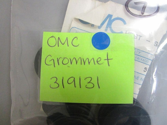 *NEW OEM* 0770 OMC Johnson Evinrude Grommet 319131 0319131