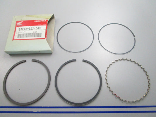NEW OEM Honda 13010-ZE3-003 Piston Ring Set 0810
