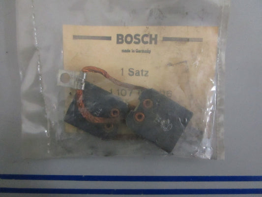 NEW OEM 1107014116 Bosch Brush Set 0820