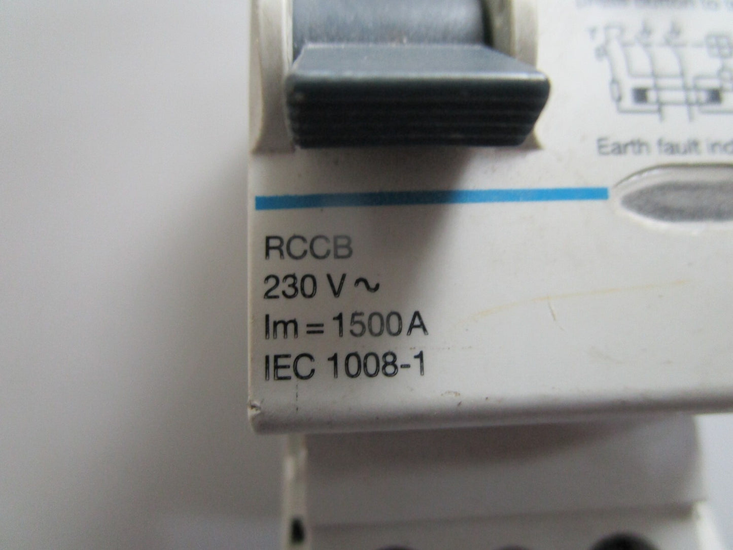 *NEW* 0820 Hager CE284U Circuit Breaker 165175