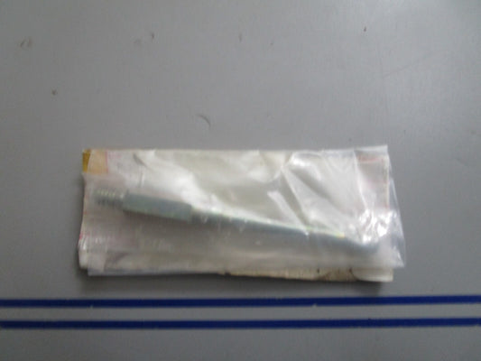 *NEW OEM* 0810 Volvo Penta Stud 834795