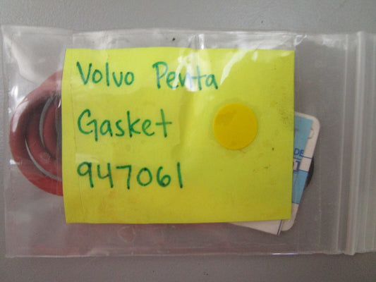 *NEW OEM* 0810 Volvo Penta Gasket 947061