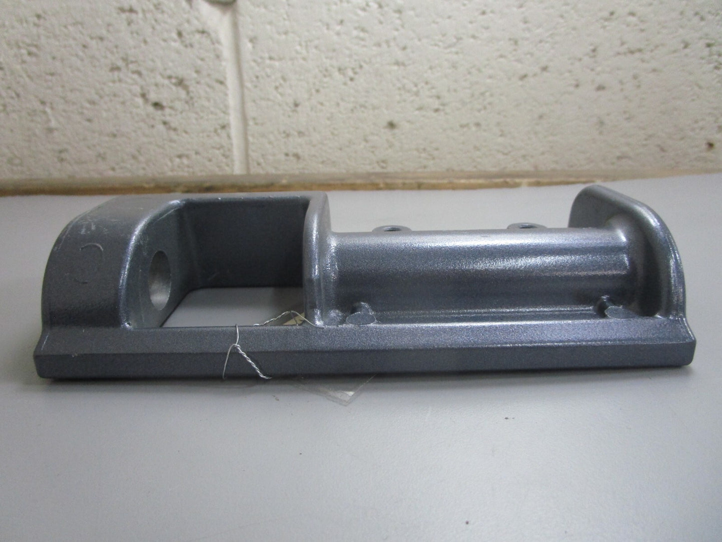 *NEW OEM* 0820 Yamaha Spacer Clamp Bracket 63D-43128-01-4D