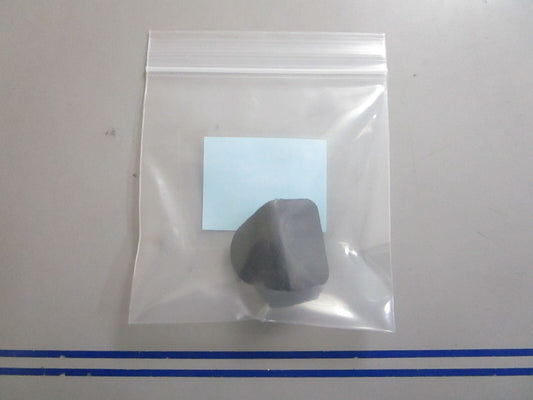 *NEW OEM* 0770 OMC Johnson Evinrude Grommet 331370 0331370