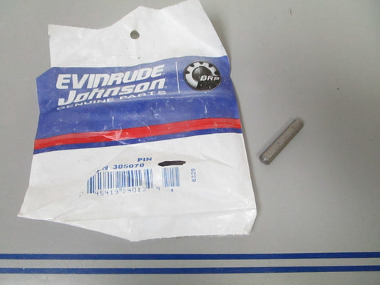 *NEW OEM* 0810 OMC Johnson Evinrude Pin 305070 0305070