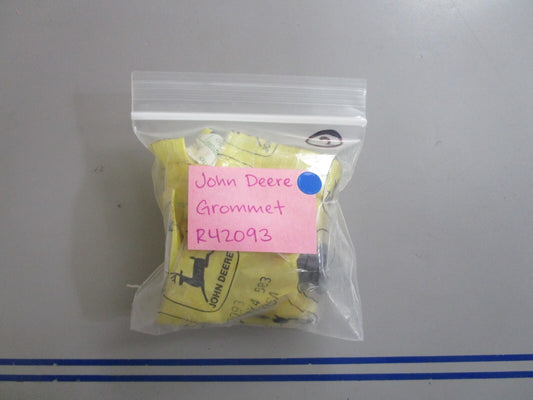 *NEW OEM* 0810 John Deere Grommet R42093