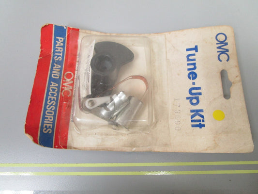 *NEW OEM* 0810 OMC Johnson Evinrude Tune-Up Kit 173690 0173690