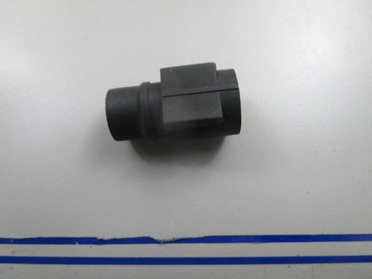 *NEW OEM* 0810 OMC Johnson Evinrude Connector 513201 0513201