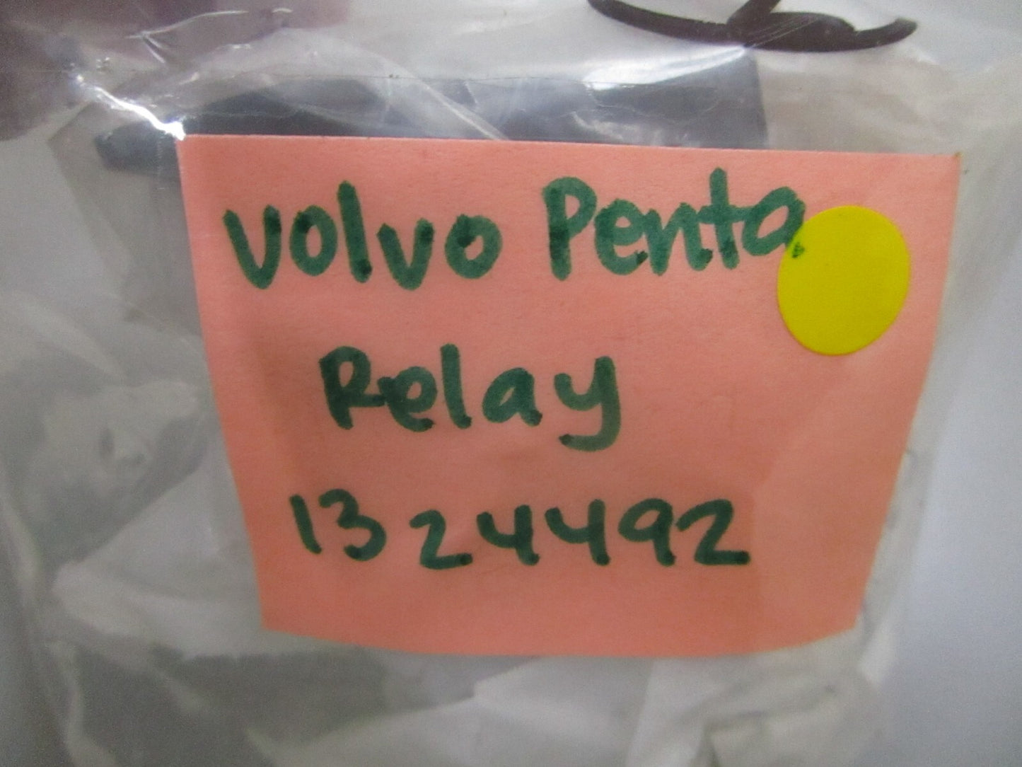 *NEW OEM* 0810 Volvo Penta Relay 1324492